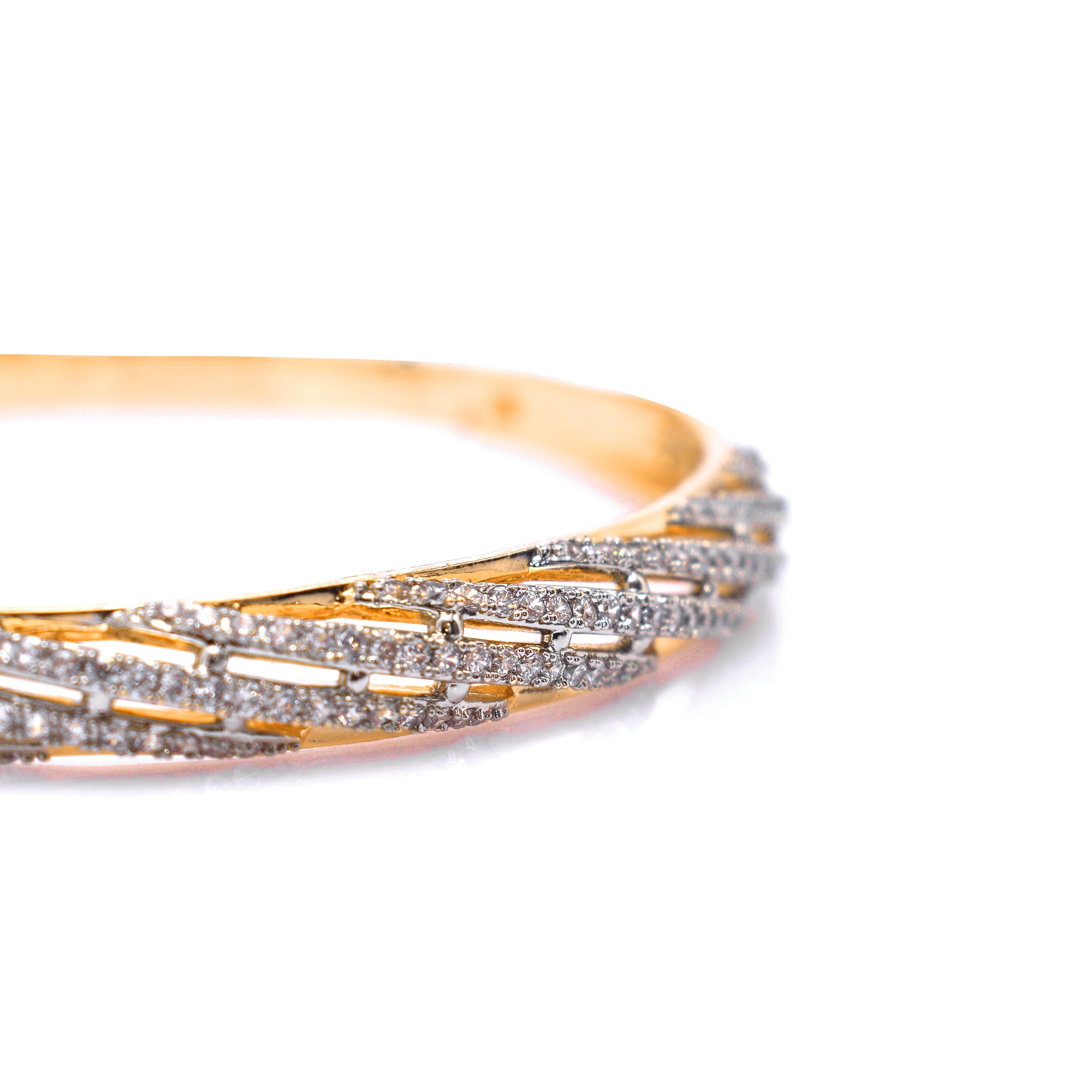 TWIST BRACELET