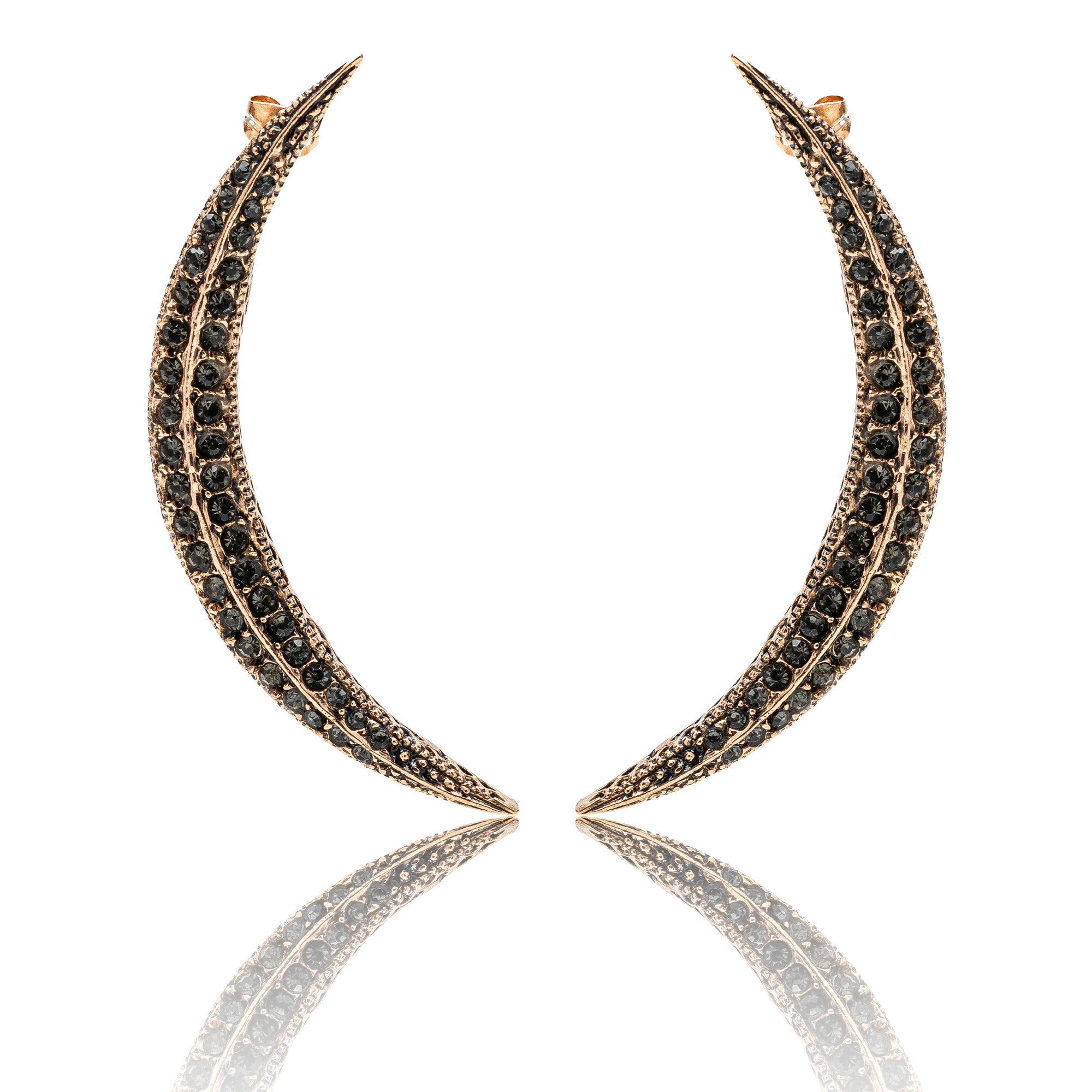 PEARL CRESCENT EARRINGS MEDIUM