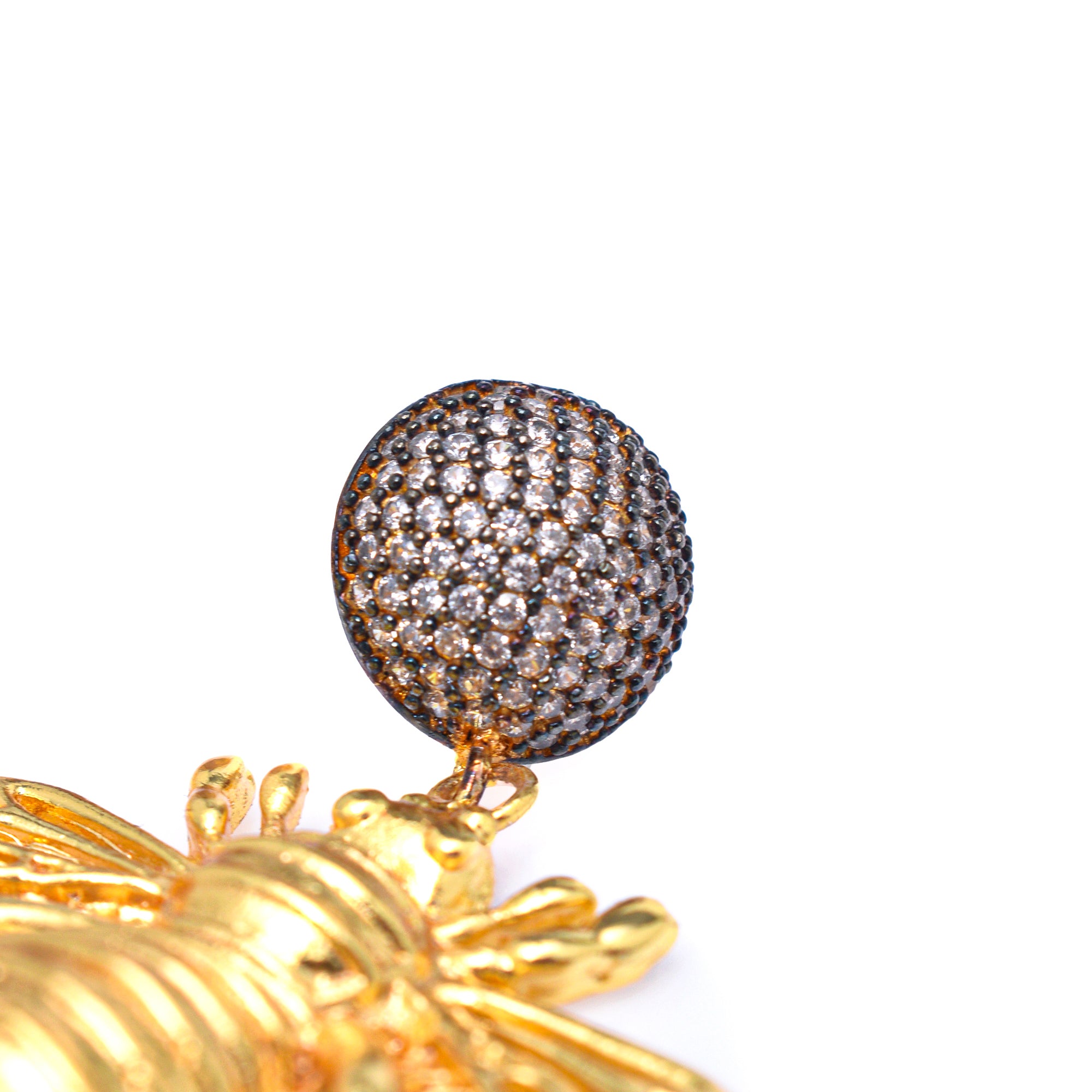 BEE WITH SILVER HEART EARRINGS
