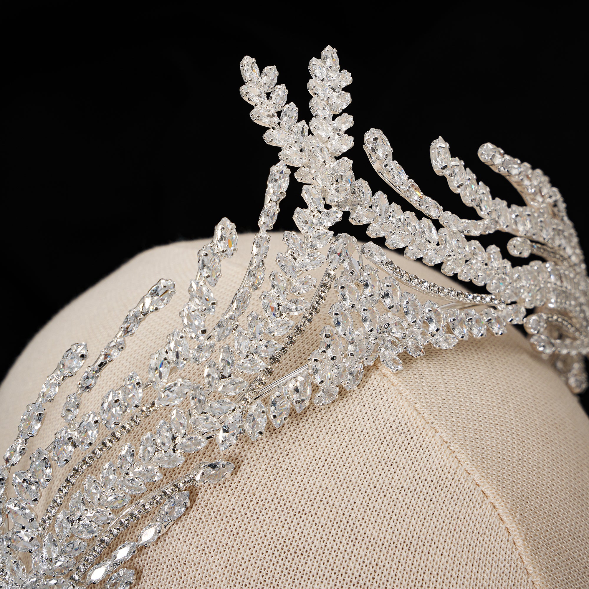 TIARA OF PHOEBE
